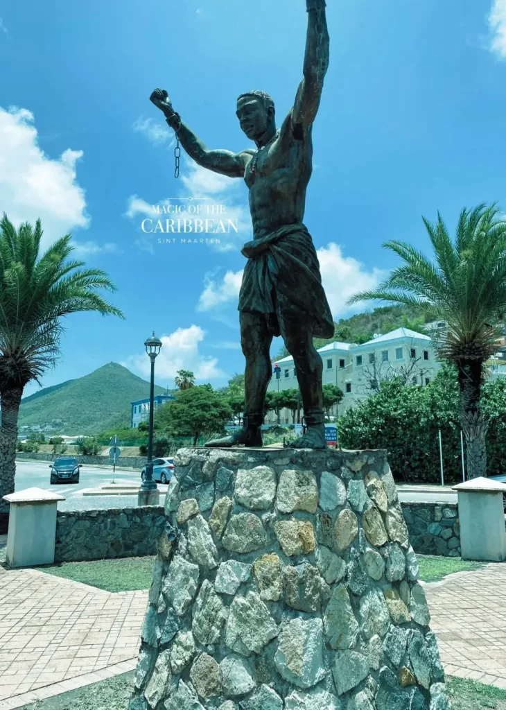 Other statues in SXM - Discover all